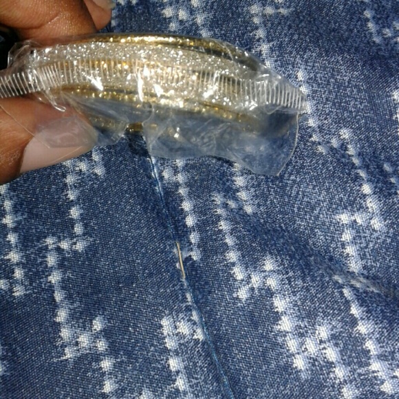 Silver glittered golden hoop earrings - Picture 3 of 4